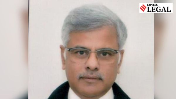 Justice Prashant Kumar Allahabad High Court builder flat buyer homebuyer