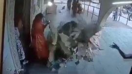 The woman was leaving the Government Durgadutt Fatehpuria Maternal and Child Hospital at 1:18 pm on Wednesday when part of the roof in the porch fell on her.(Source: Special Arrangement)