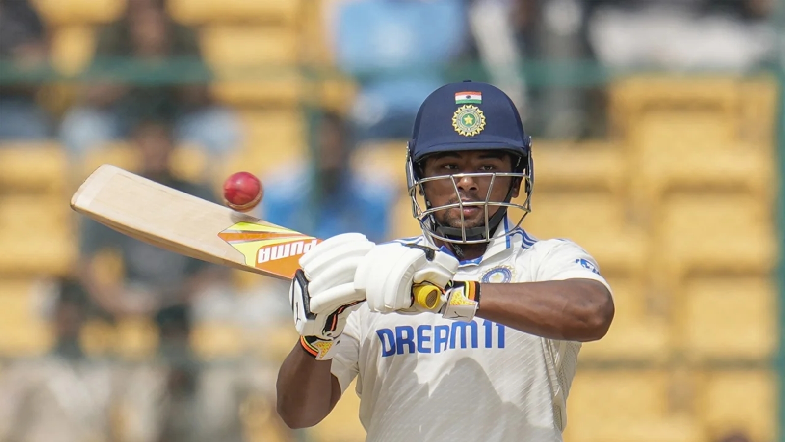 'Then he won't waste time': Ashwin urges India to give Sarfaraz clarity on future