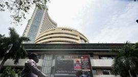 Sensex and Nifty divergence