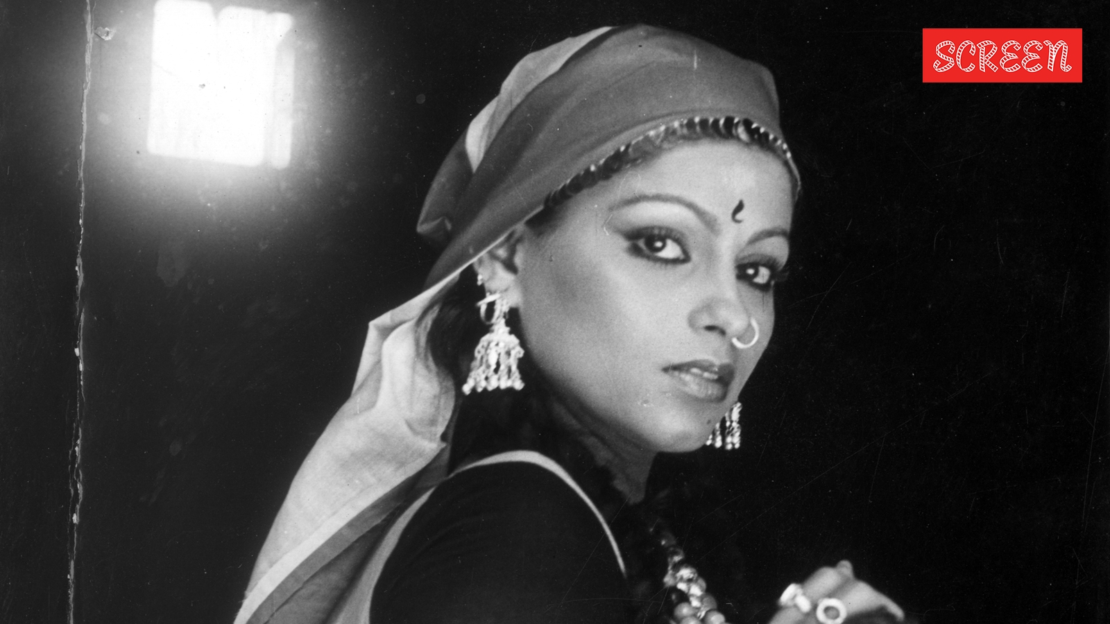 Treated like 'kachra' by Rajesh Khanna, Dimple Kapadia's sister Simple was dismissed as 'ugly'