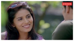 Sonali Kulkarni as Pooja in Dil Chahta Hai.