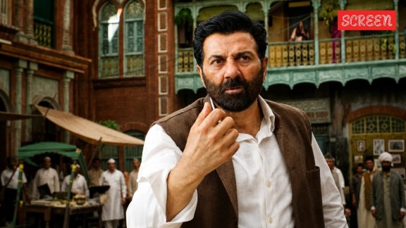 Sunny Deol eats desi ghee and samosas at 68