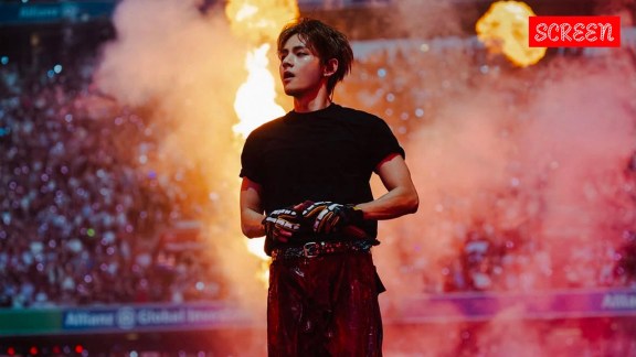 BTS singer Kim Taehyung has disclosed that he can hear at only about 30 percent capacity in his right ear, revealing a condition he has been quietly dealing with for two and a half years, including through his military service and the group's ongoing world tour
