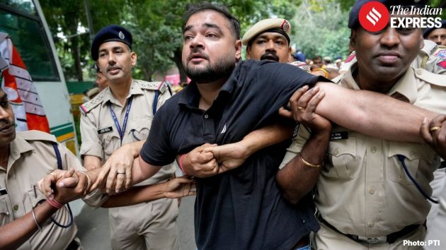 The protesters marched from the Indian Youth Congress (IYC) office on Raisina Road