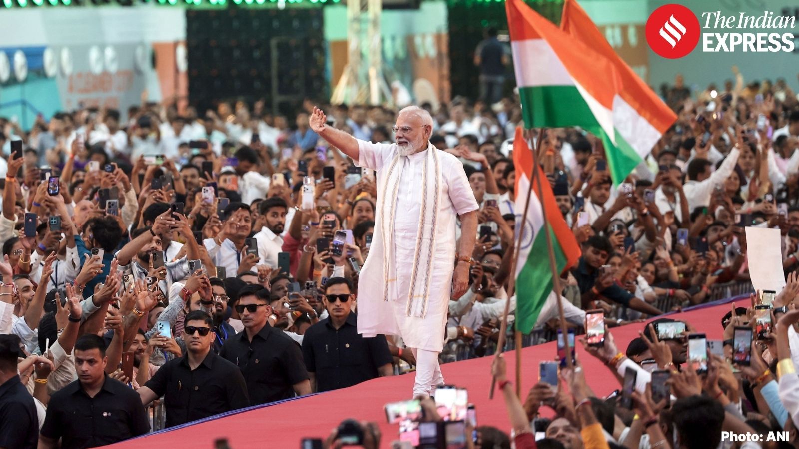 PM Modi unveils Rs 35,000-crore projects in Vadodara, jibes 'Naraz fufa ji' now has work; event tickets sold out in an hour on BookMyShow
