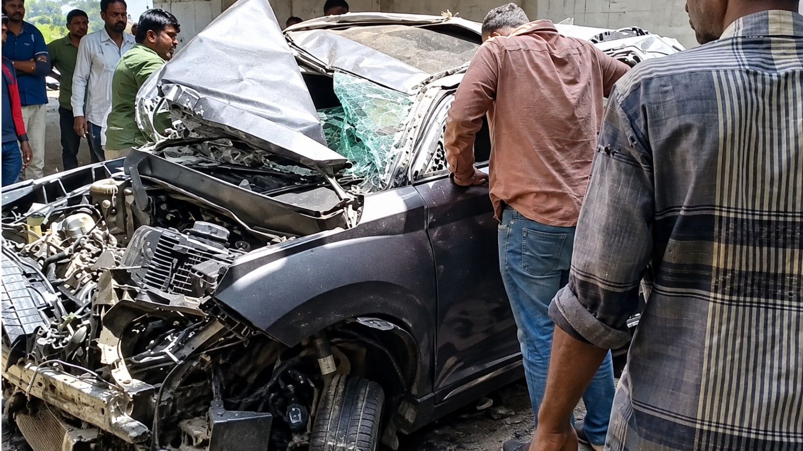 Woman killed as car plunges 40 feet off Bengaluru-Mysuru highway flyover