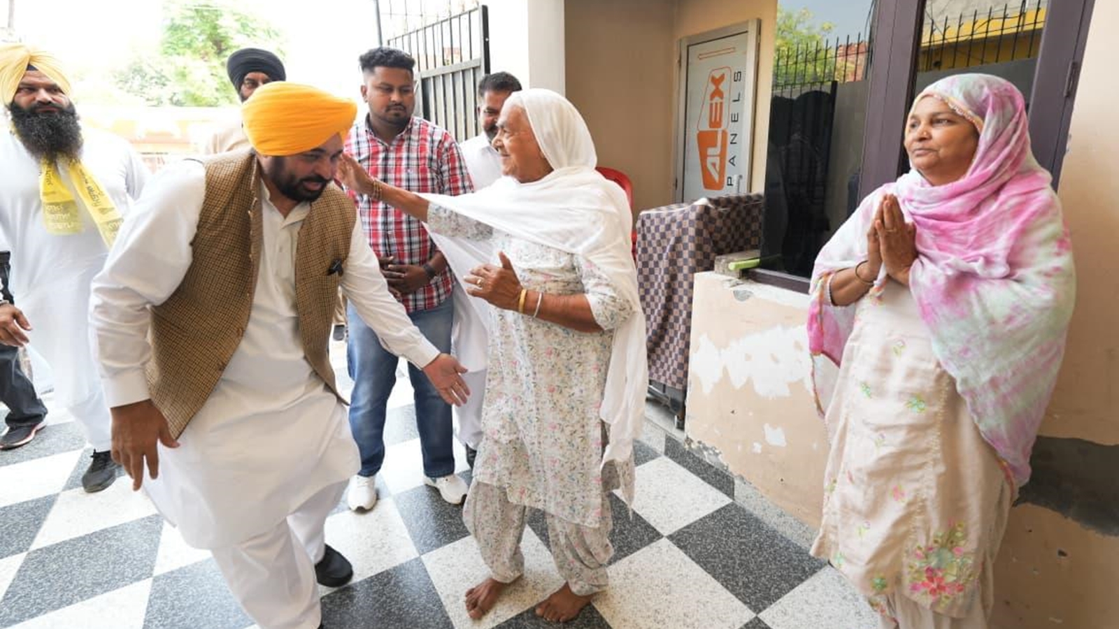 Bhagwant Mann launches Punjab AAP’s 2027 door-to-door campaign