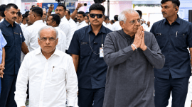 Mukesh Dixit with Gujarat CM Bhupendra Patel