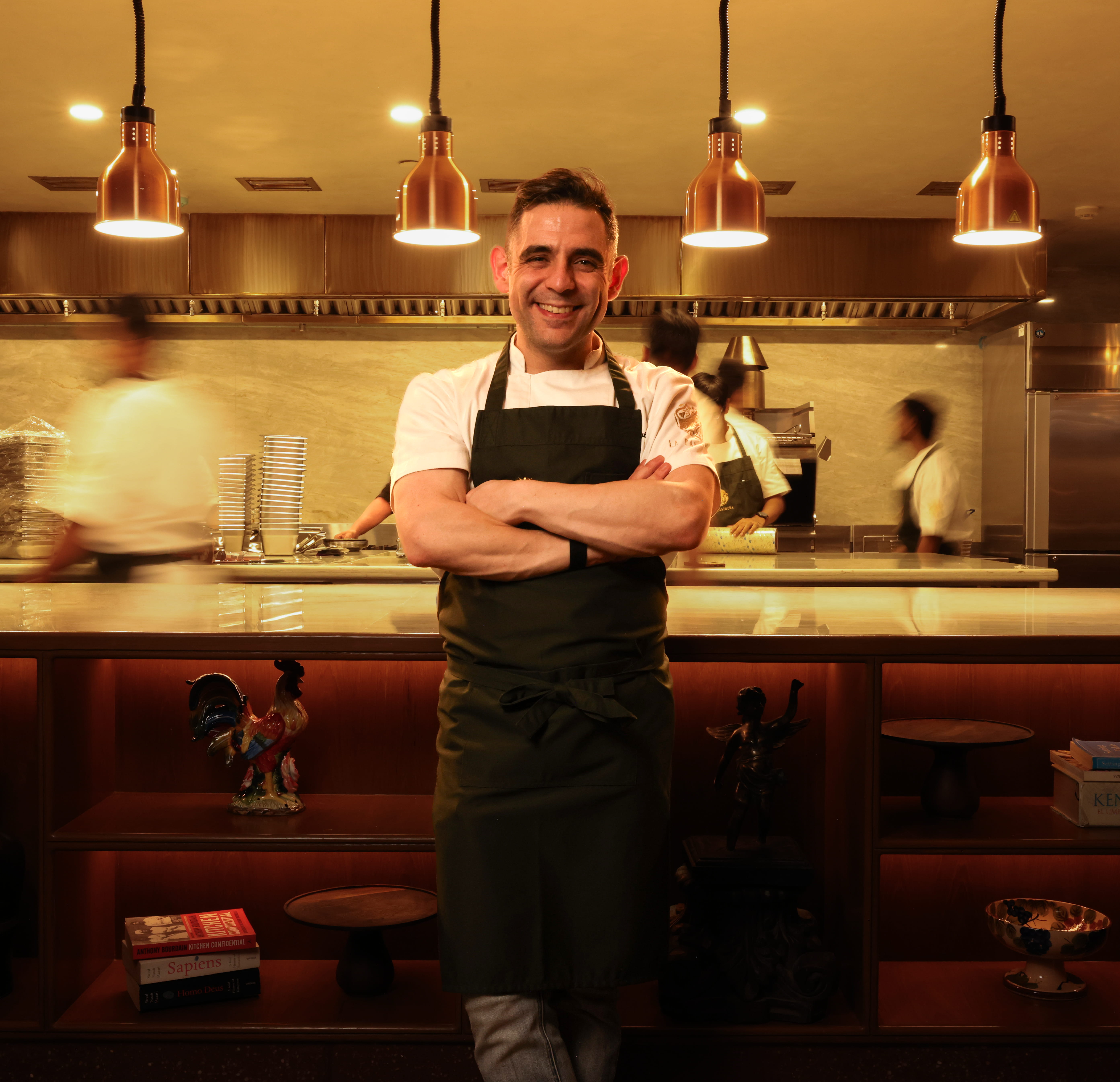 Chef Manuel Olveira, the culinary force behind La Panthera, brings his Spanish-inspired cooking to the restaurant’s new South Bombay outpost.
