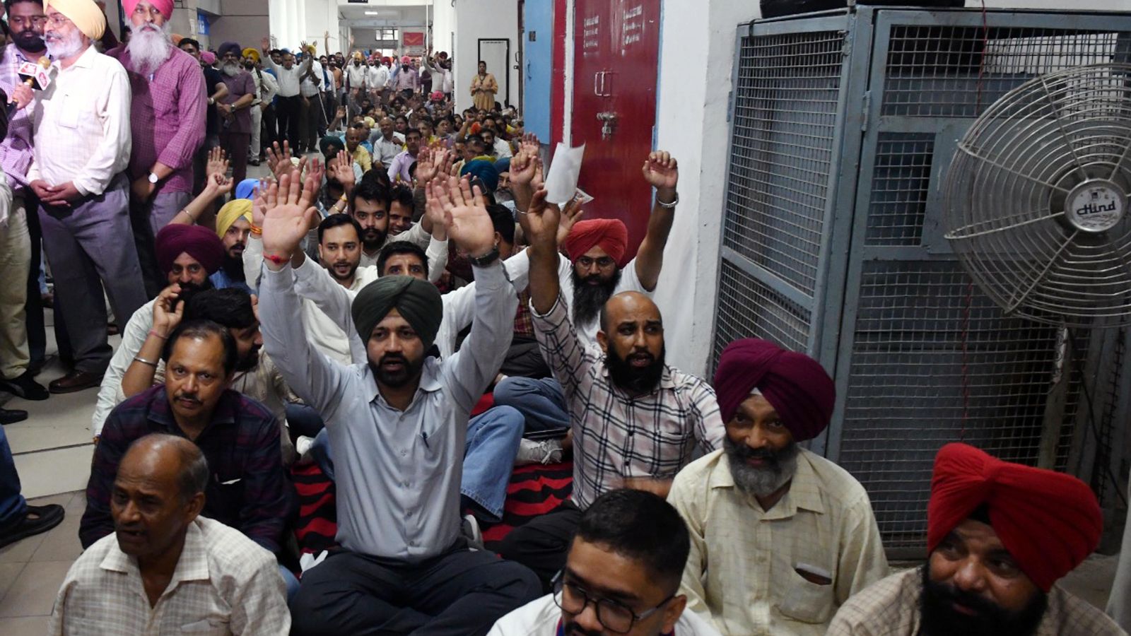 Punjab to drop show-cause notices issued to employees over mass leave