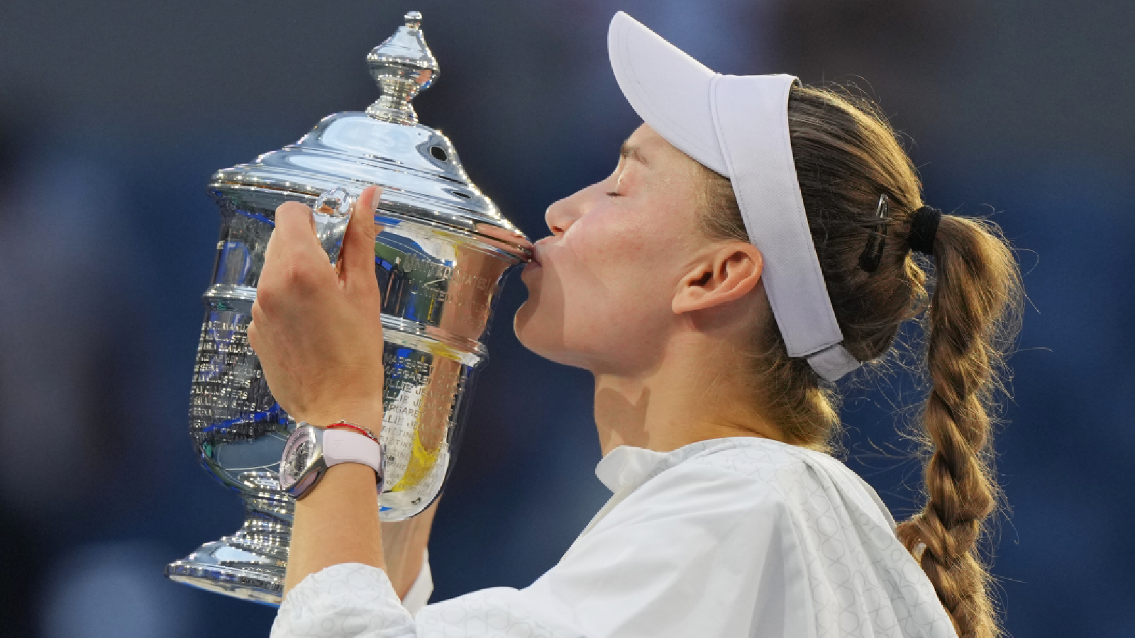 Elena Rybakina beats Aryna Sabalenka to win US Open, become No. 1 Elena Rybakina beats Aryna Sabalenka to win US Open, become No. 1
