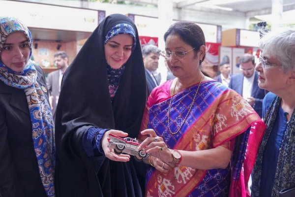 Annapurna Devi with Zahra Pezeshkian at BRICS Bazaar National Crafts Museum Delhi