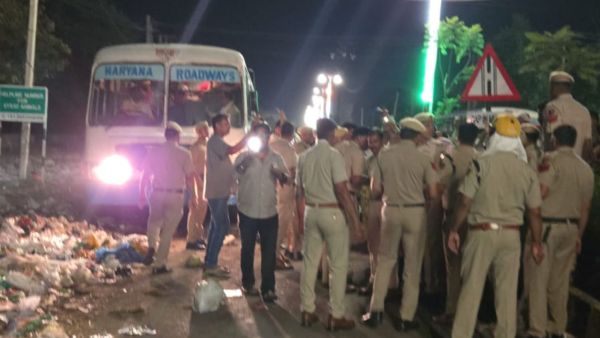 A confrontation took place between the sanitation workers and the officials in Hisar early morning during the ongoing strike recently. (Special arrangement photo)
