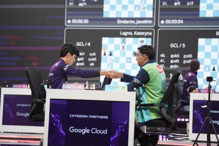 Javokhir Sindarov of American Gambits faces Viswanathan Anand of PBG Alaskan Knights. (GCL Photo)