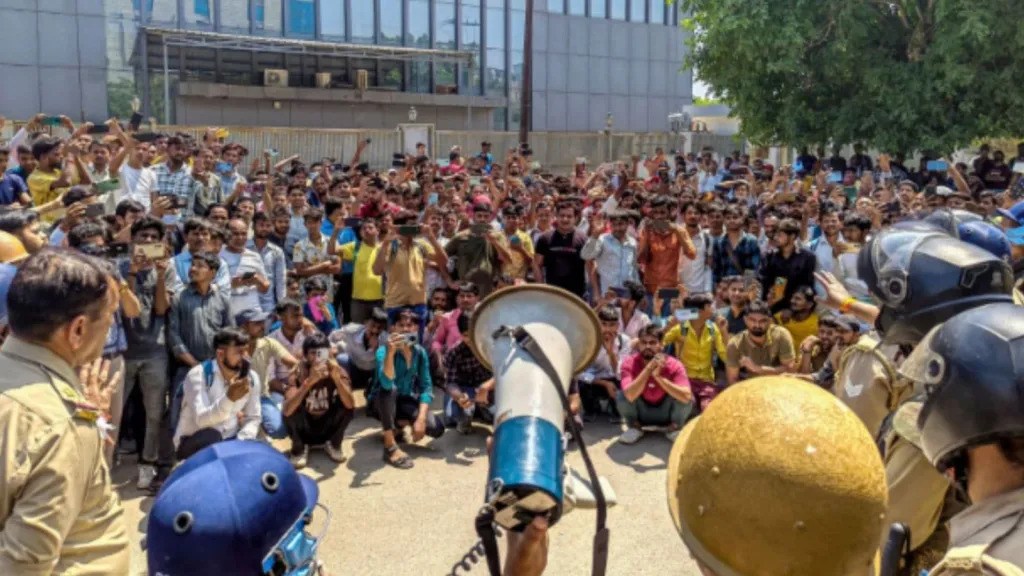 Allahabad High Court, Aakriti Chaudhary, NSA detention quashed, Noida workers protest, DU, Delhi University