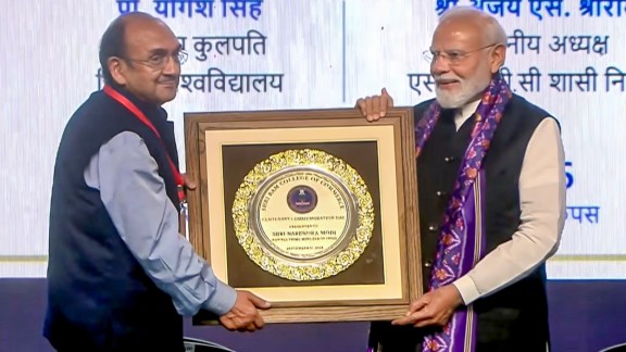 Narendra Modi at SRCC, PM Modi SRCC speech, Narendra Modi 2013 SRCC speech, Modi SRCC centenary, PM Modi Teachers Day speech, Modi youth outreach, SRCC 100 years, Dimaagi Naxal remark, Modi 2013 speech, India growth speech, Modi student address, SRCC Teachers Day, Narendra Modi youth speech