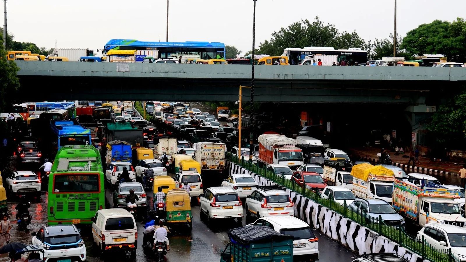 BRICS Motorcade Rehearsal: Traffic Restrictions Imposed on 35+ Delhi Roads Today