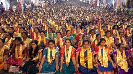 Pune Ganesh festival women