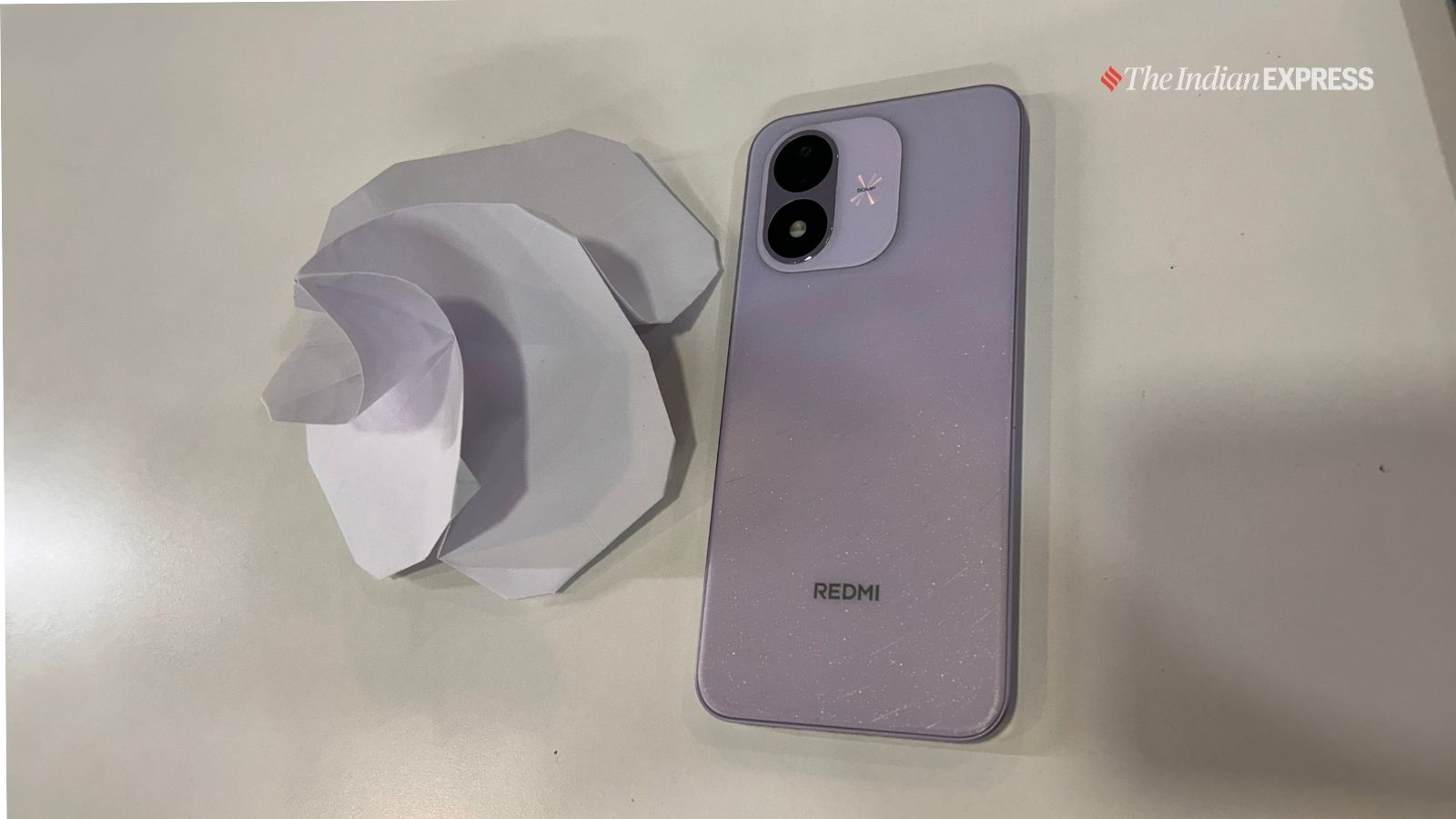 The Redmi Note 17 has an 8,000mAh silicon-carbon battery and supports 45W charging.