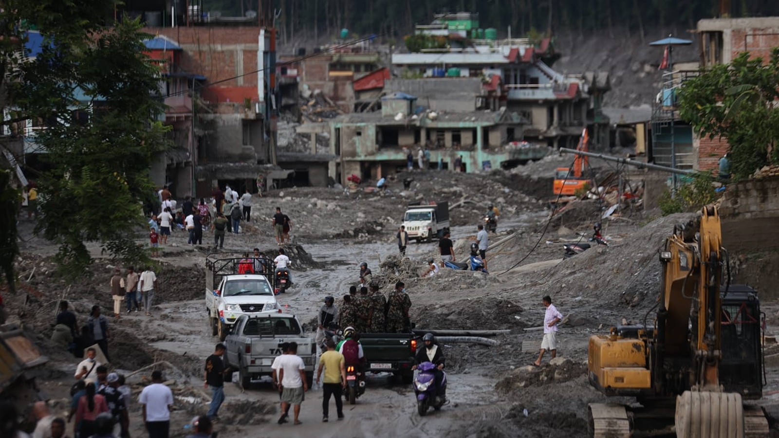Express in Nepal: In their own ‘war room’, workers of a priavte firm plan search for 150 missing colleagues