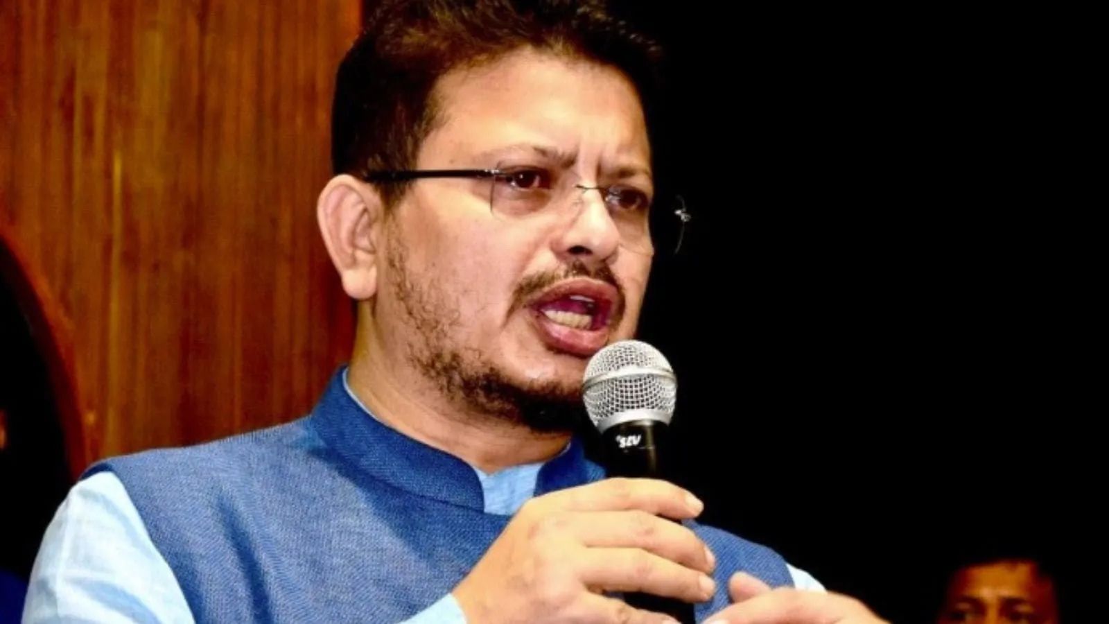 Election Commission hears TMC factions, seeks more documents from rebel camp