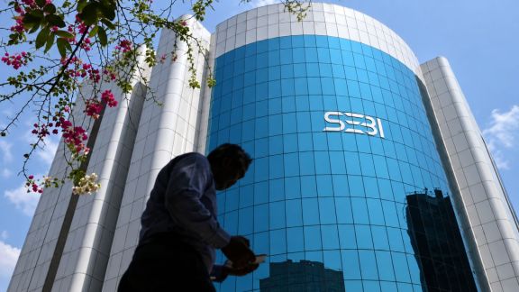 he existing rules were introduced after the demutualisation of stock exchanges, when SEBI progressively restricted the representation of trading and clearing members on exchange boards. (File Photo/Enhanced using AI)