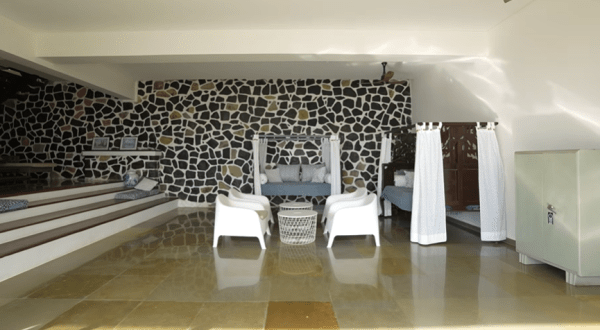 Living area in Vishal Dadlani's house