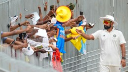 East Zone's Mohammed Shami gives autographs on day 4 of the Duleep Trophy 2026-27 final cricket match between South Zone and East Zone, in Chennai, Tamil Nadu, Wednesday, Sept. 9, 2026. (PTI Photo)