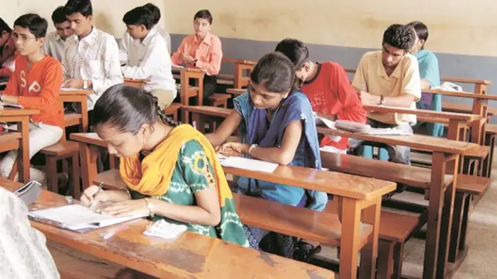 BJP nominates 14 to Surat Municipal School Board