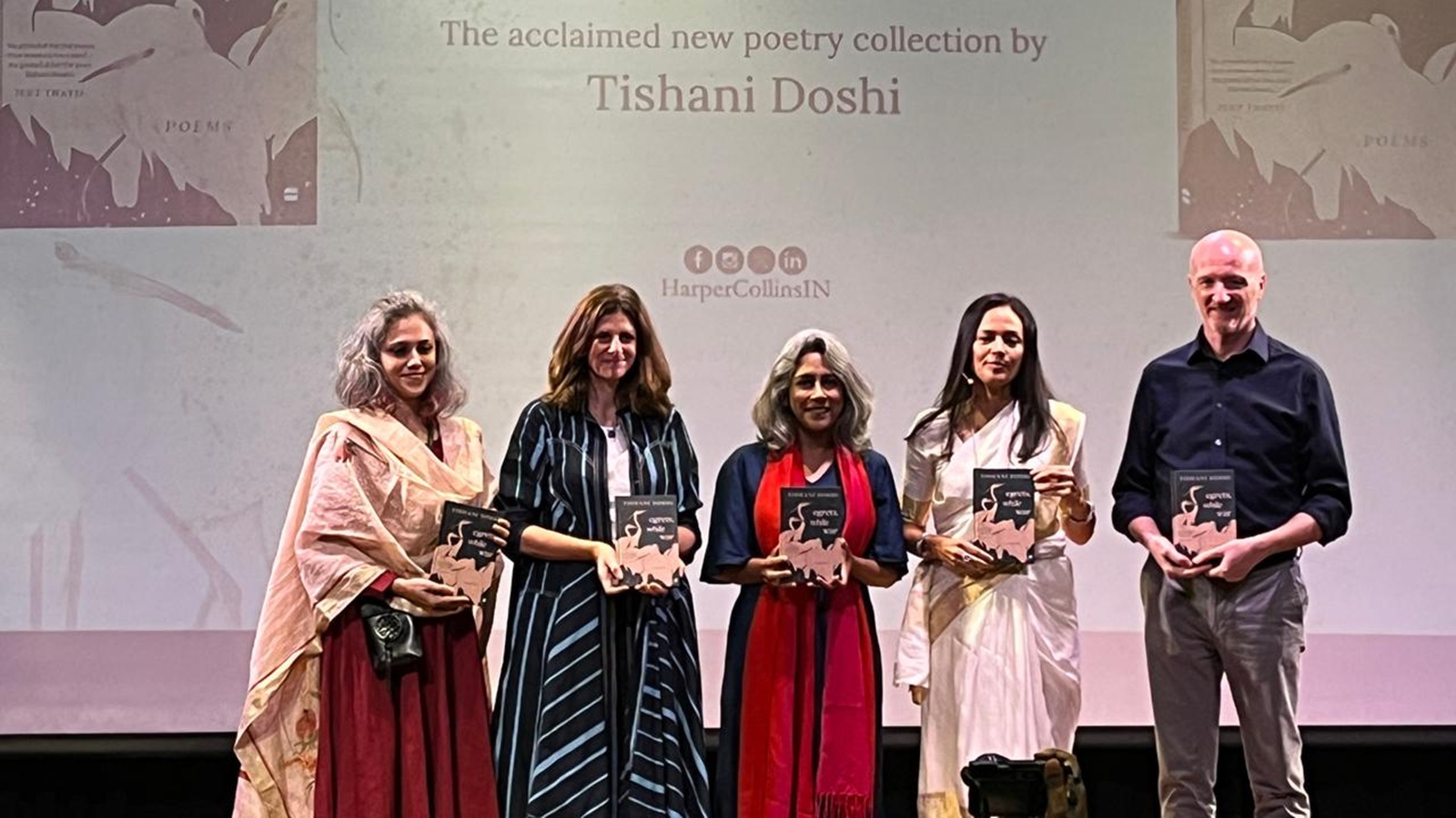 क्या कविता मर रही है? तिशानी दोशी ने बताया क्यों कविता का दौर वापस आ रहा है