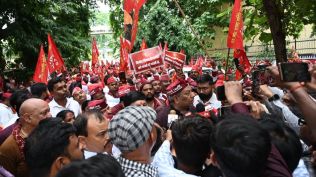 UP minister Sanjay Nishad was in Gonda on Friday, where he protested outside the Collectorate office. (X/@drsanjayknishad)