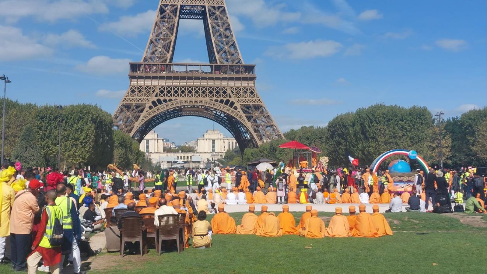 ‘Matter between them’: Centre steps away from Hindu group-Eiffel Tower row