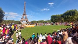 Eiffel Tower protest