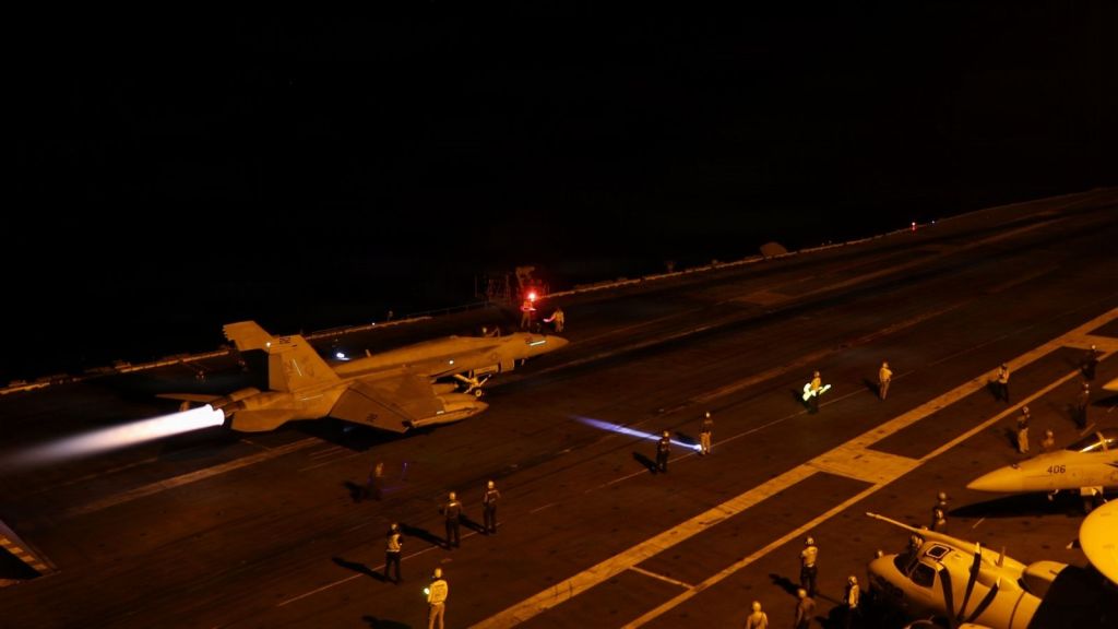 hormuz, us navy, us air force,