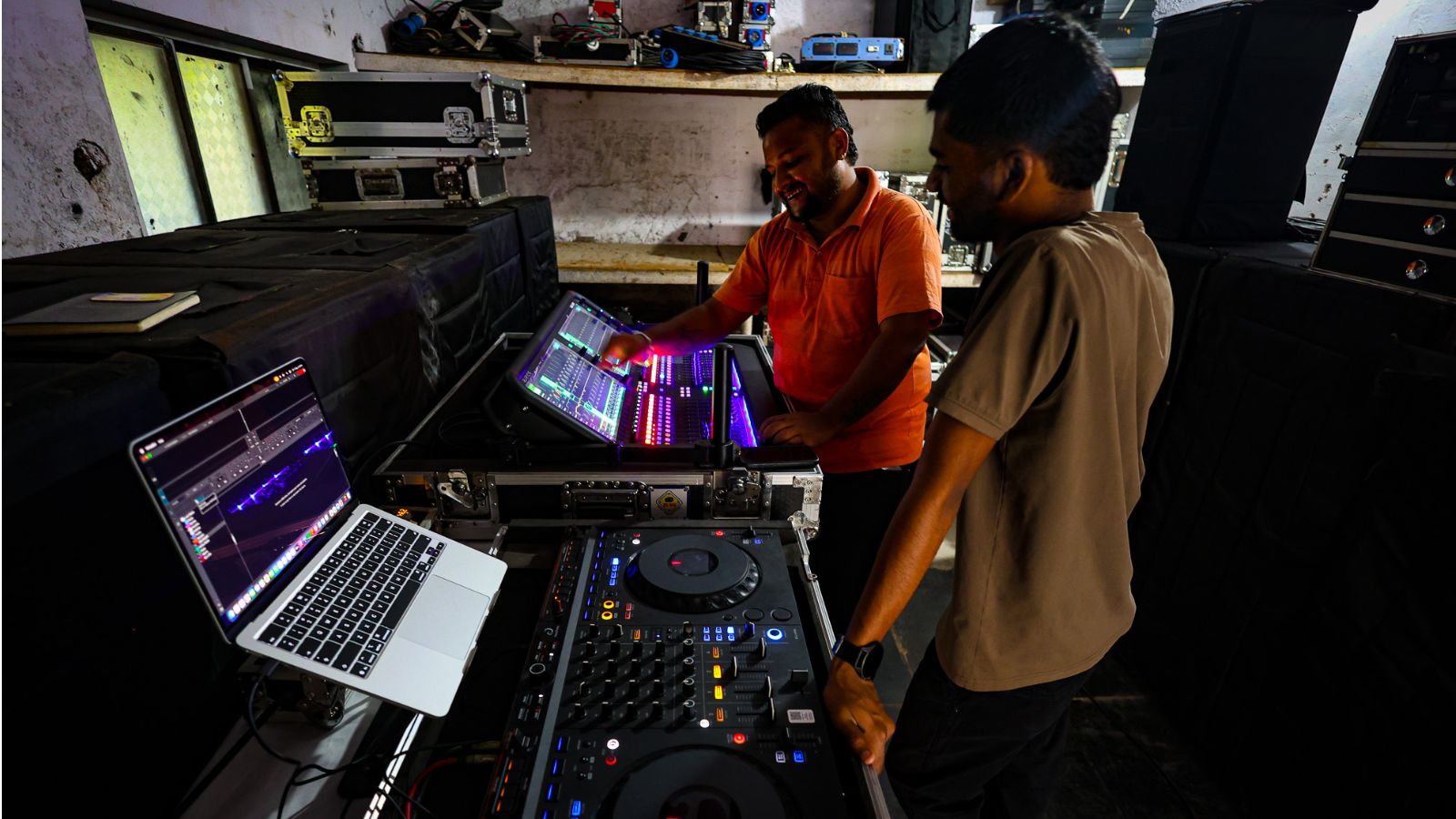 Ganpati’s noise battle puts DJs on the mute