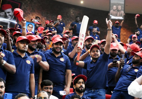 Akhilesh Yadav on SP student wing getting blue makeover, SP student wing getting blue makeover, Samajwadi Chhatra Sabha, Samajwadi Chhatra Sabha blue makeover, Akhilesh Yadav, Indian express news, current affairs