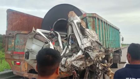 Delhi-Mumbai Expressway LPG tanker accident Vadodara