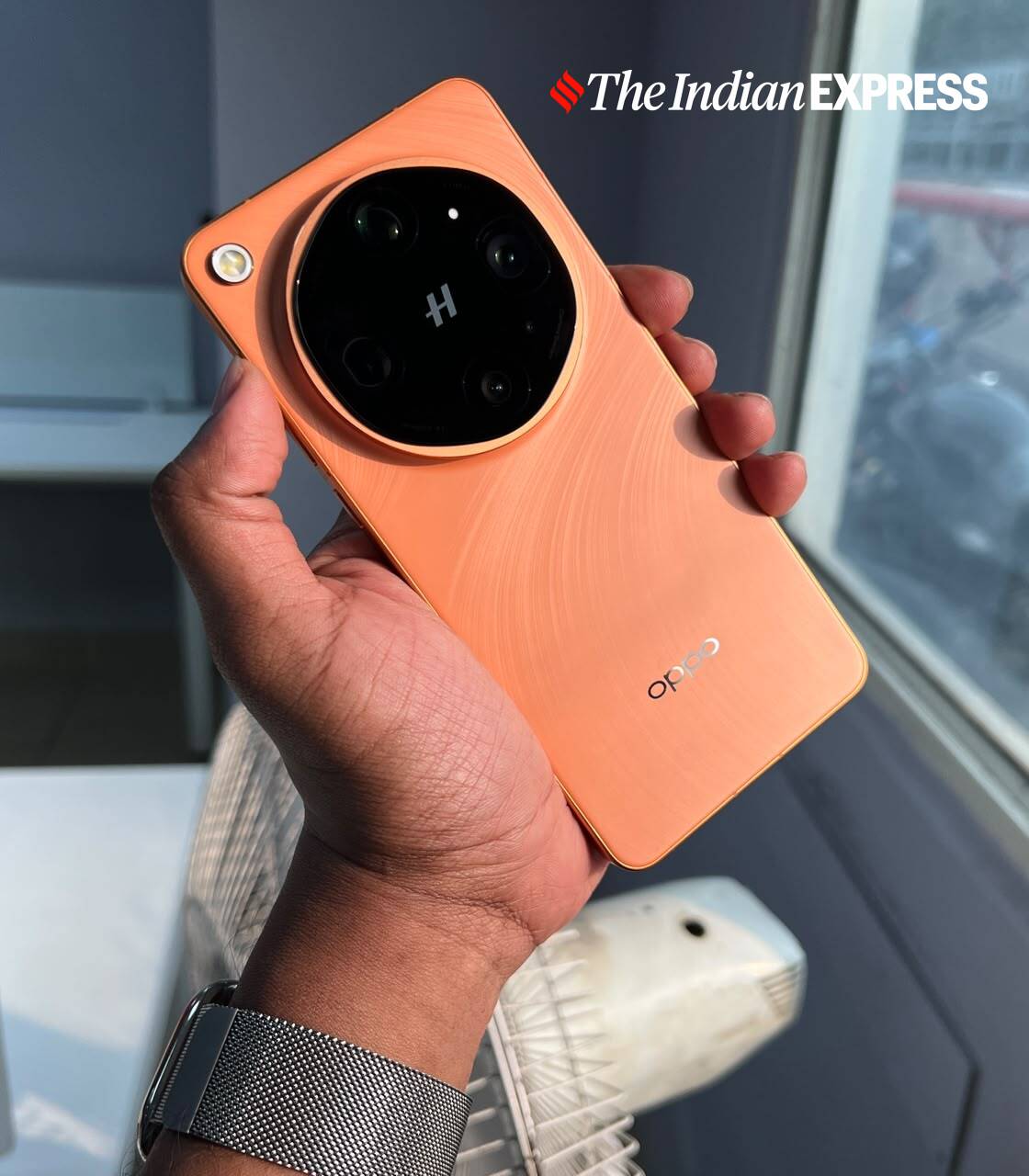 The Find X9 Ultra's brushed matte finish gives the Canyon Orange variant a distinctive premium look.