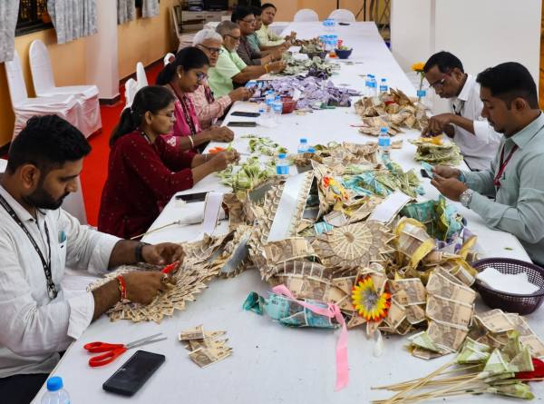 lalbaugcha raja donations