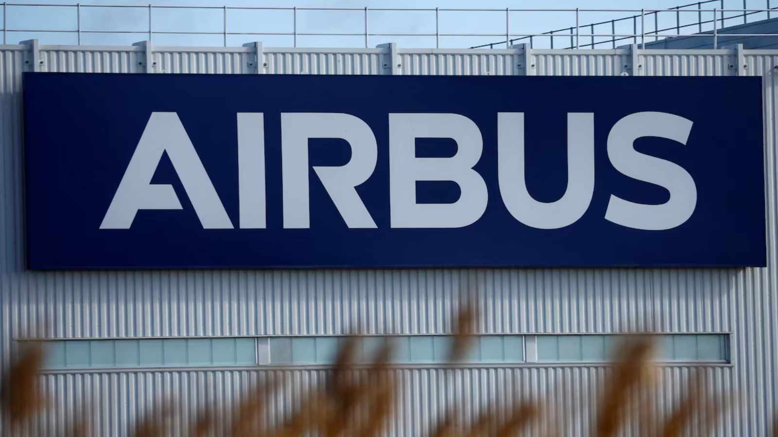 Coating flaw, delivery delay: What’s dragging Airbus shares down?