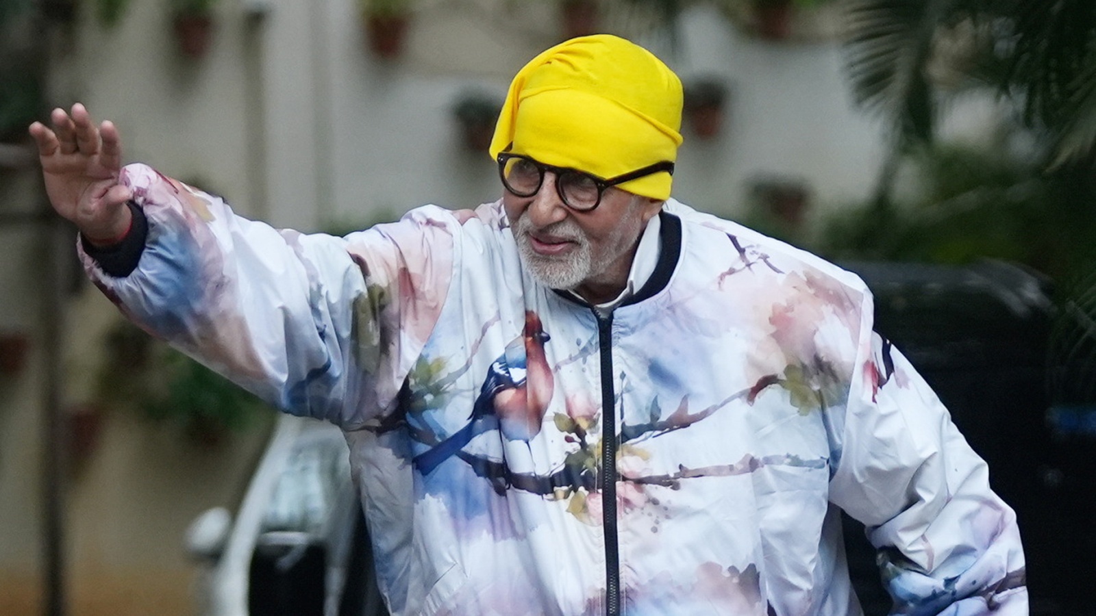 83-year-old Amitabh Bachchan’s 26-year old fitness mantra: ‘Routine matters’