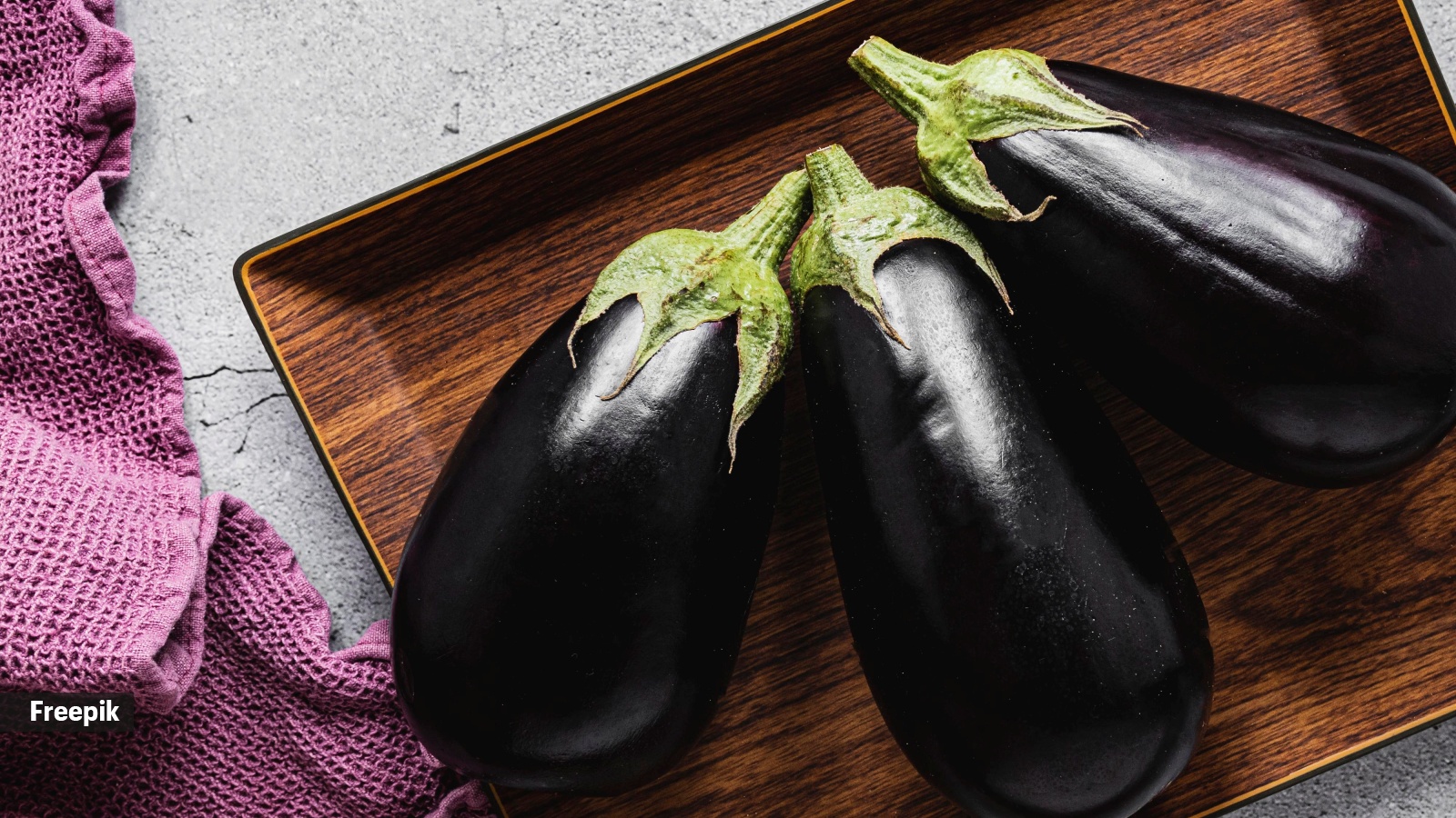 Before you buy baingan, press it: How to spot fresh brinjal at the market