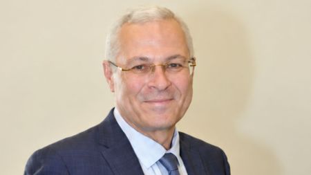 Bussy-Saint-Georges Mayor Yann Dubosc has praised BAPS for its transparent engagement with the city and its role in the Esplanade of Religions and Cultures.