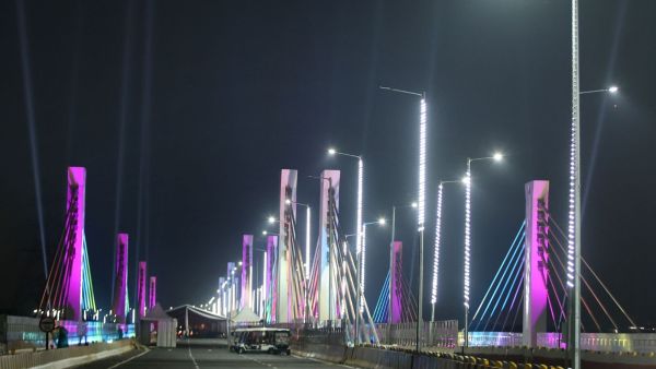 Barapullah Phase-3, elevated corridor, Illuminated after the inauguration, in New Delhi (Express Photo by Praveen Khanna)