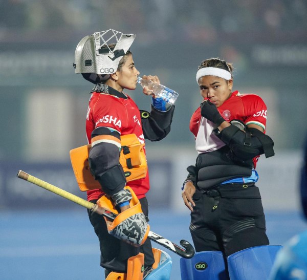 Savita (L), the 36-year-old goalkeeper who is in the autumn of her career, can speak for hours about her bond with the 25-year-old Bichu Devi. (Hockey India)