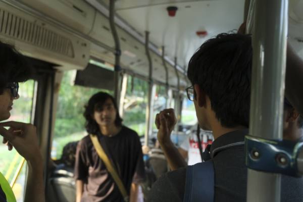 community travel via bus