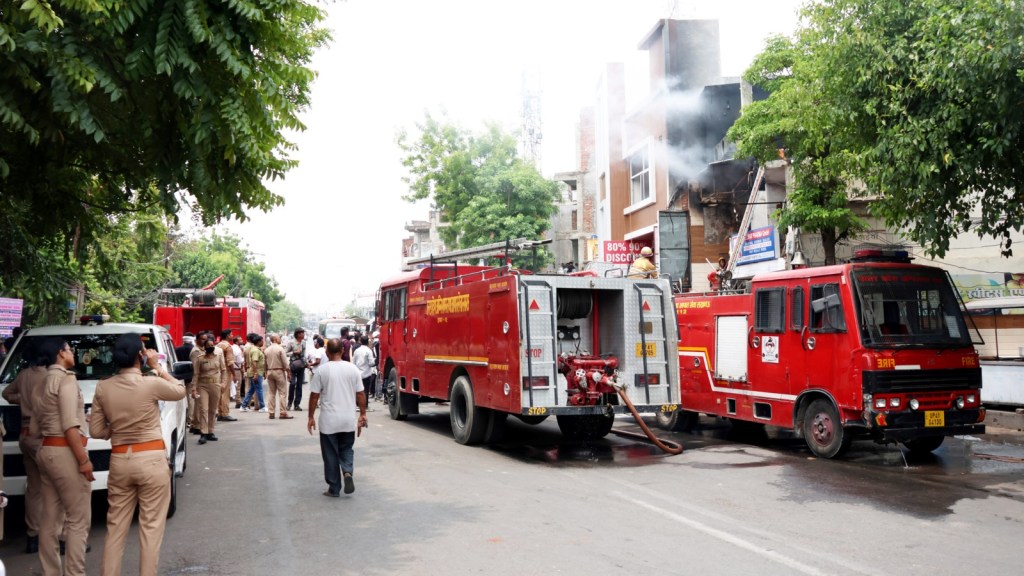 delhi firefighters