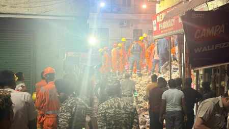 delhi hostel collapse