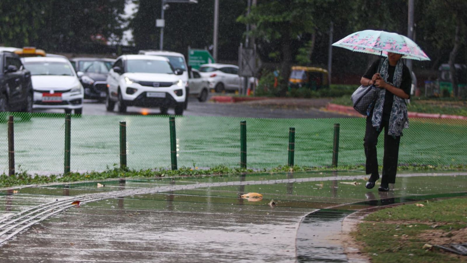 Rain and thunderstorms bring Delhi temperatures down; IMD issues yellow alert